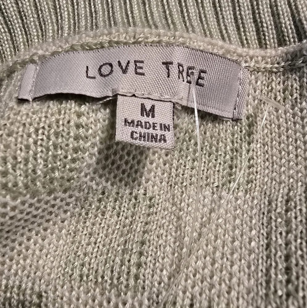 NWOT Love Tree Green/White Checkered Sweater Vest Medium
